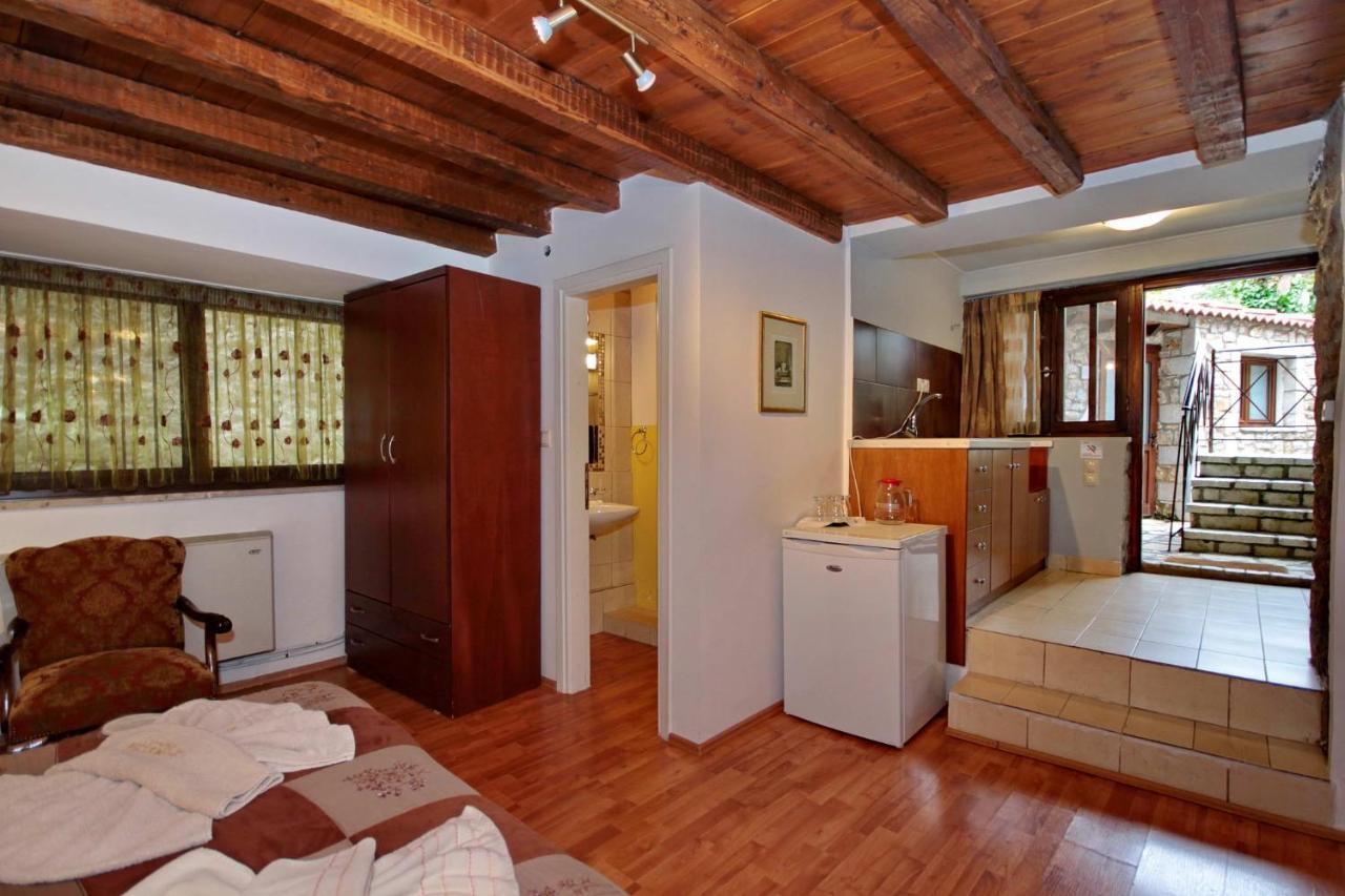Guesthouse Стемница Экстерьер фото